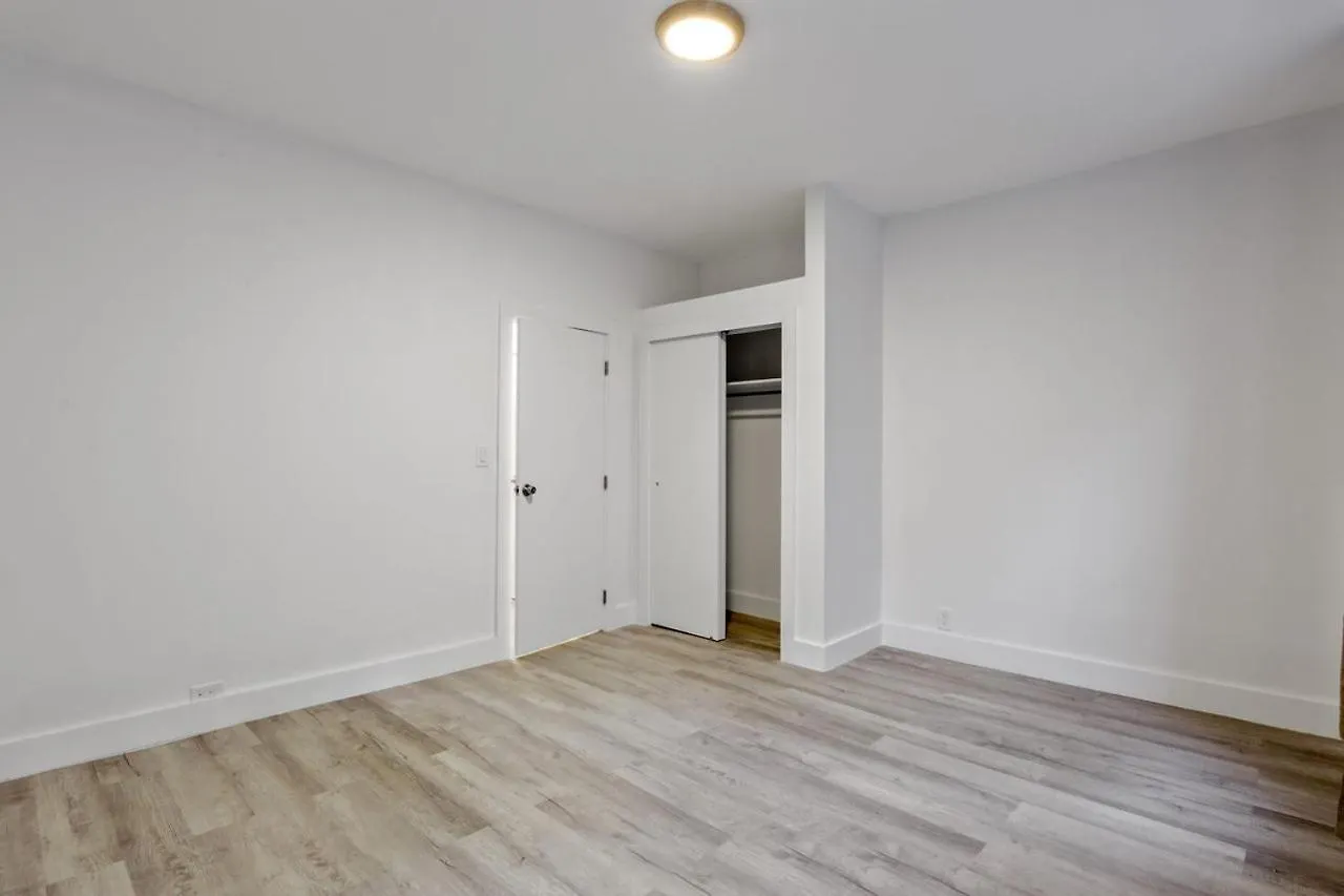 Accessible Apartment 686 New York United States