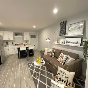 Modern With Parking & Quick Ride To Manhattan Apartamento